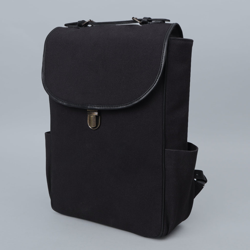 Black canvas backpack for men/women